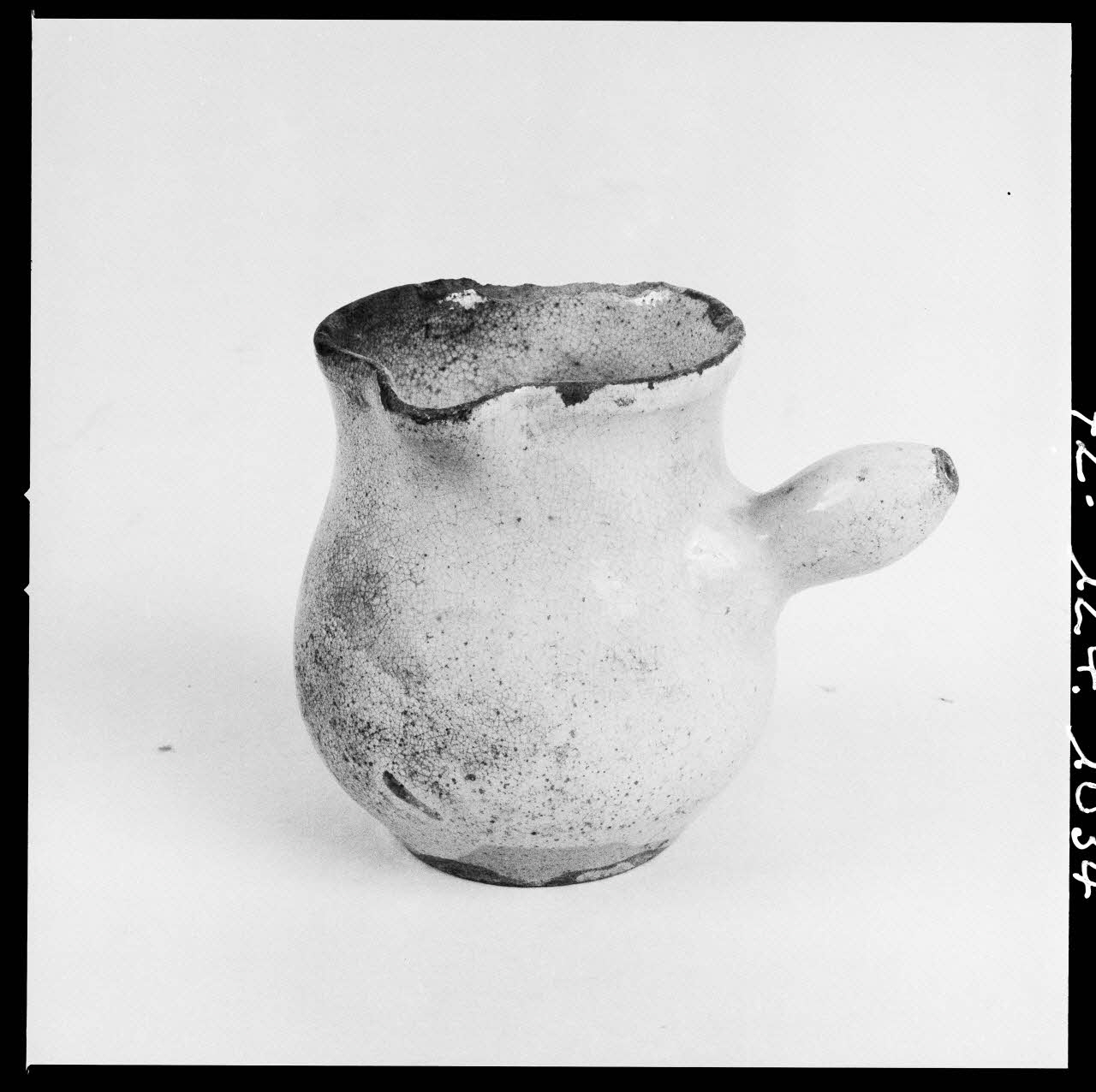 Réunion des musées nationaux - Grand Palais photographie Pot à tisane France 1972 Ph.1972.124.1034 Photo