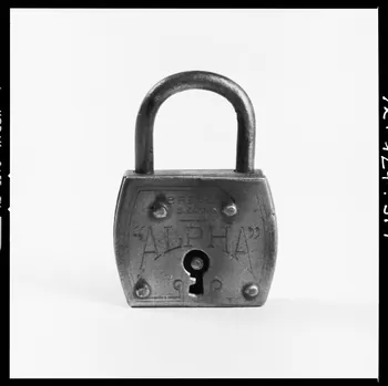 Réunion des musées nationaux - Grand Palais photographie Cadenas France 1972 Ph.1972.124.917  Photo