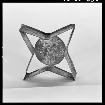 Beck photographie Emporte-pièce de pâtissier en fer blanc en forme d'étoile France 1970/3/27 Ph.1970.20.655  Photo