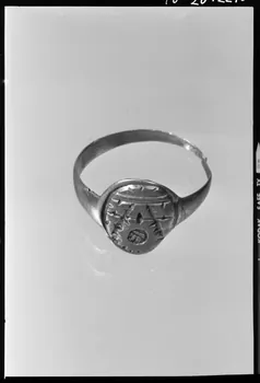 Beck photographie Bague du Puy. Vue après restauration France 1970/9/25 Ph.1970.20.2270 Photo