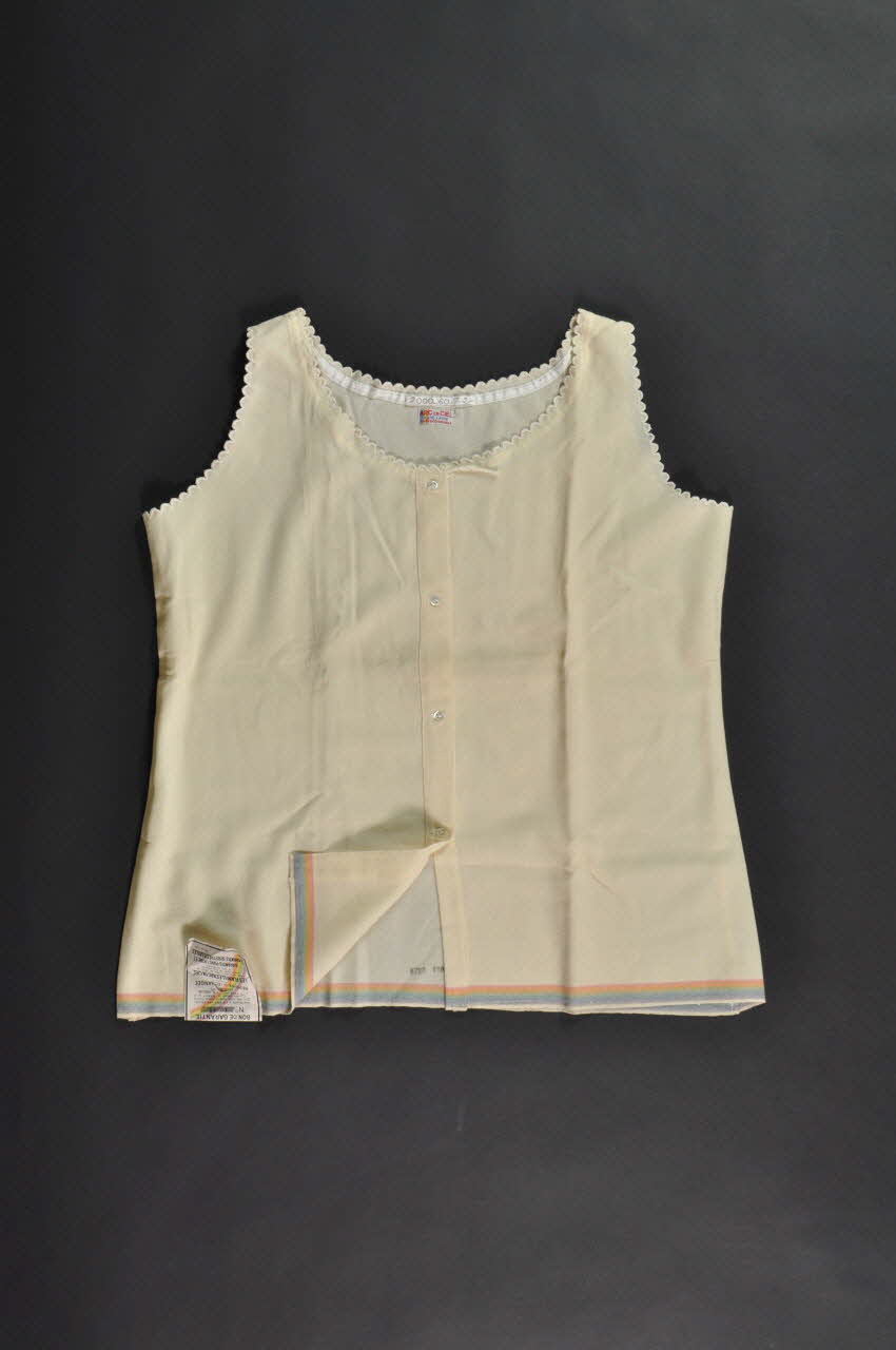MAILLOT DE CORPS 2000.60.7.2 Photo Mucem