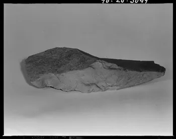 Beck photographie Ecorçoir en grès. Provenant de la Seine-et-Oise France 1970 Ph.1970.20.3049 Photo