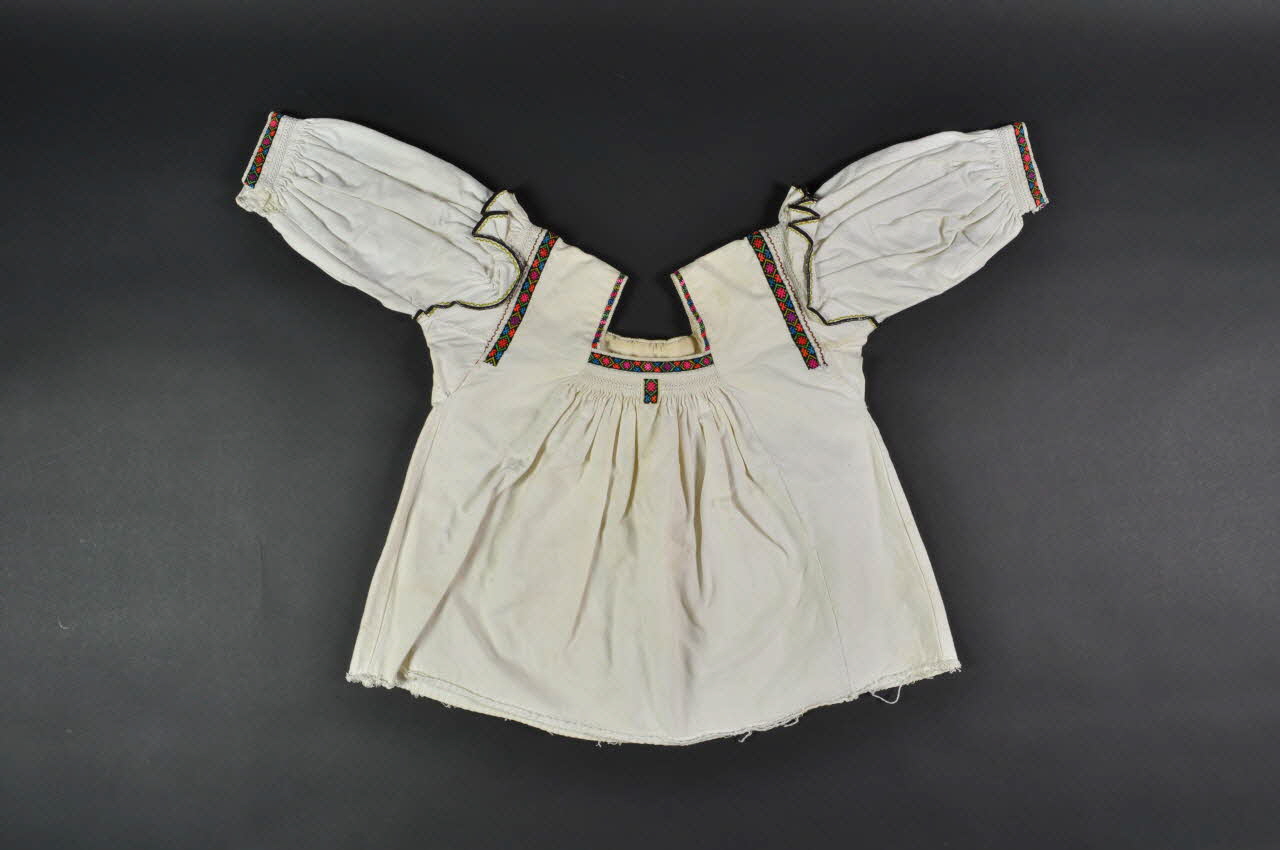chemise DMH2001.33.8.1  Photo Mucem