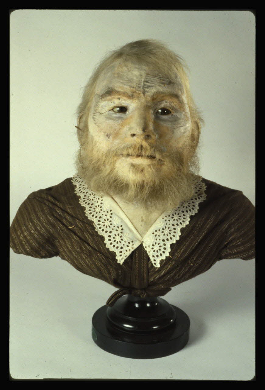 photographie Paris : Musée Orphila.#MNATP. Exposition. Le fait divers (19 novembre 1982 - 18 avril 1983) Ph.1984.24.75 Photo
