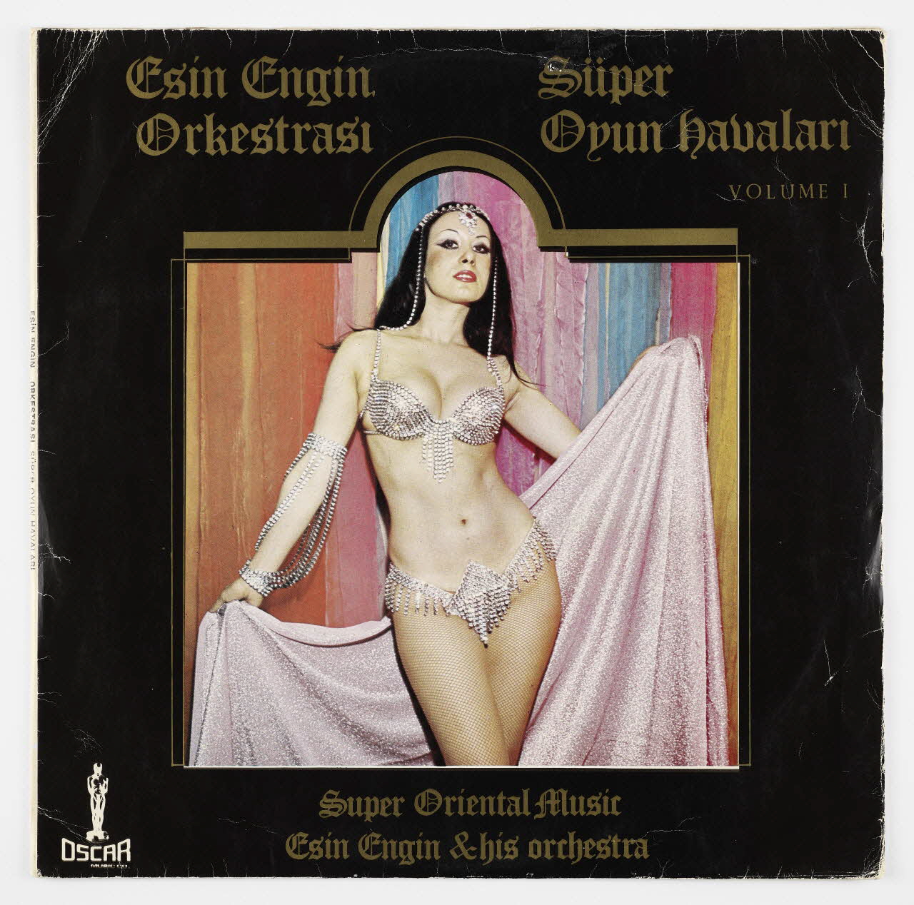 Esin Engin orkestras ; Oscar Plakçılık disque 33 tours Super oriental music Turquie 1979 2023.21.4.1-2 Photo Mucem / Marianne Kuhn