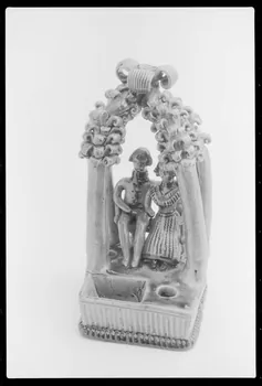 photographie MNATP. Exposition. Arts et traditions populaires : nouvelles acquisition : quérir, choisir (17 novembre 1987-28 mars 1988) Ph.1988.1.120  Photo