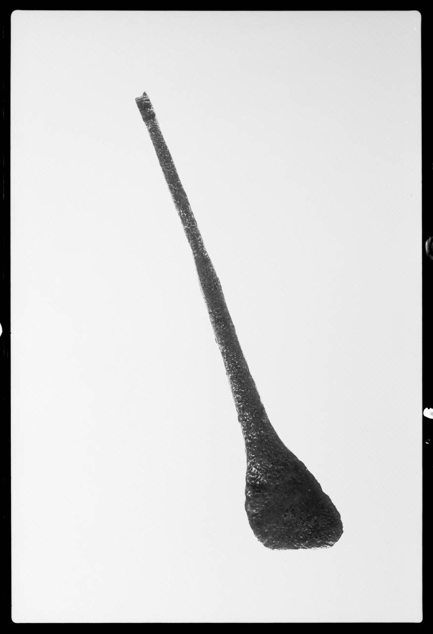 photographie MNATP. Exposition. Arts et traditions populaires : nouvelles acquisition : quérir, choisir (17 novembre 1987 - 28 mars 1988) Ph.1988.1.583 Photo