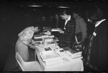 André Pelle photographie "Anthropologie sociale et ethnologie de la France". Congrès de sociologie au MNATP du 19 au 21 novembre 1987 Ile-de-France, France 1987 Ph.1988.17.36  Photo