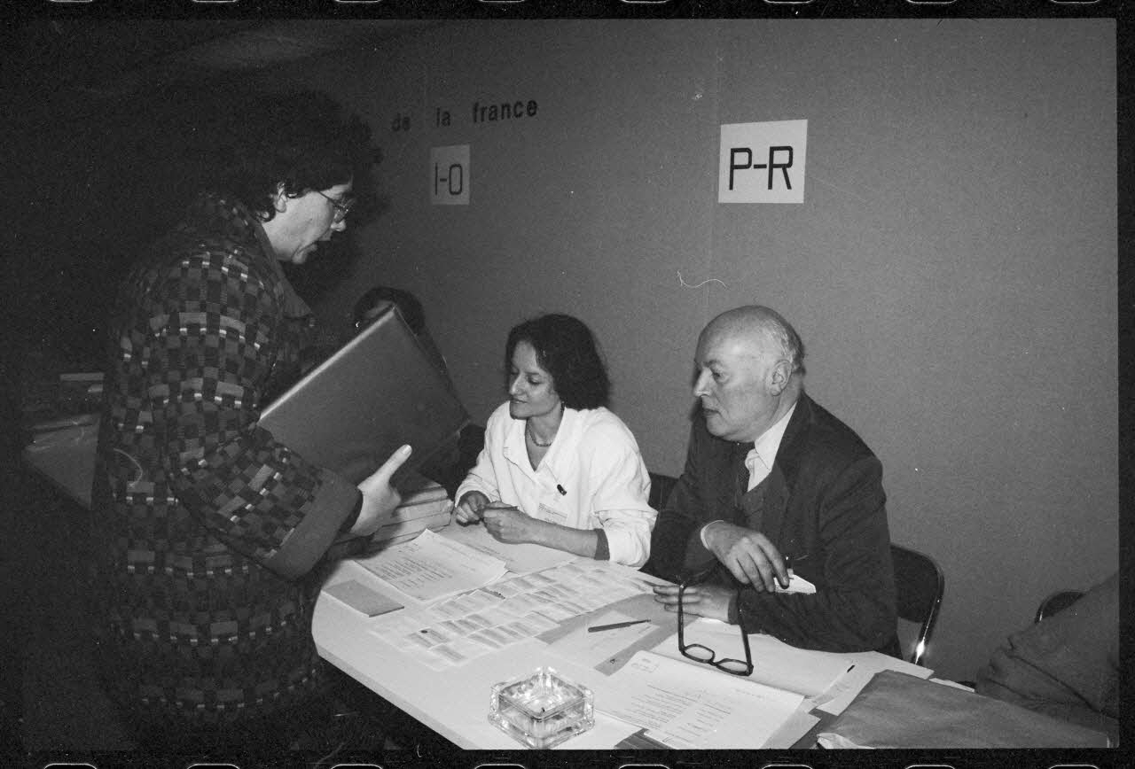 André Pelle photographie "Anthropologie sociale et ethnologie de la France". Congrès de sociologie au MNATP du 19 au 21 novembre 1987 Ile-de-France, France 1987 Ph.1988.17.37 Photo