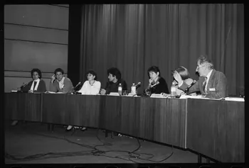 André Pelle photographie "Anthropologie sociale et ethnologie de la France". Congrès de sociologie au MNATP du 19 au 21 novembre 1987 Ile-de-France, France 1987 Ph.1988.17.48  Photo