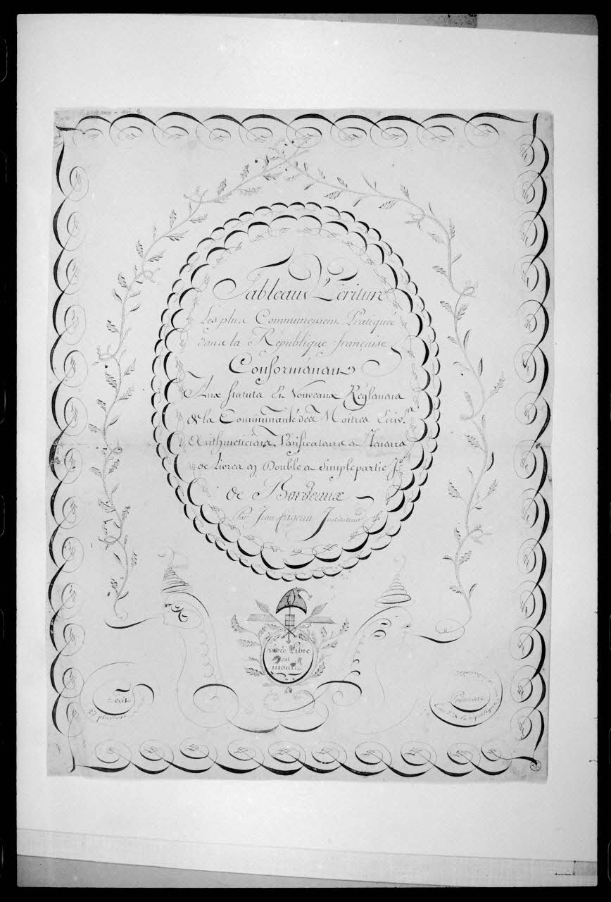 photographie Dessin à la plume sur vergé daté de 1794. Tableau d'écriture avec un décor de bonnet phrygien Ph.1988.2.336 Photo
