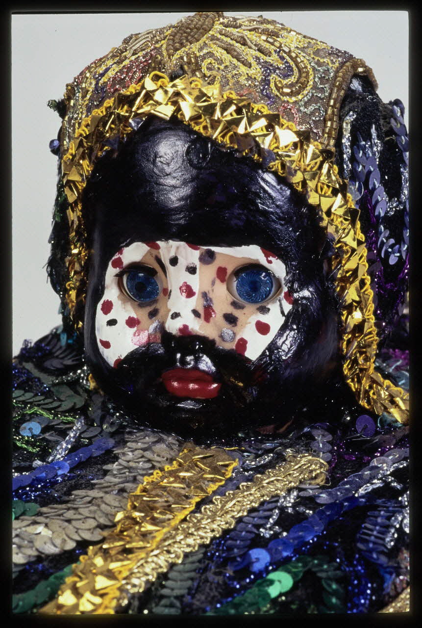 photographie Bouteille cercueil. Bouteille rituelle (culte vaudou haïtien). Détail Ph.2004.1.334 Photo