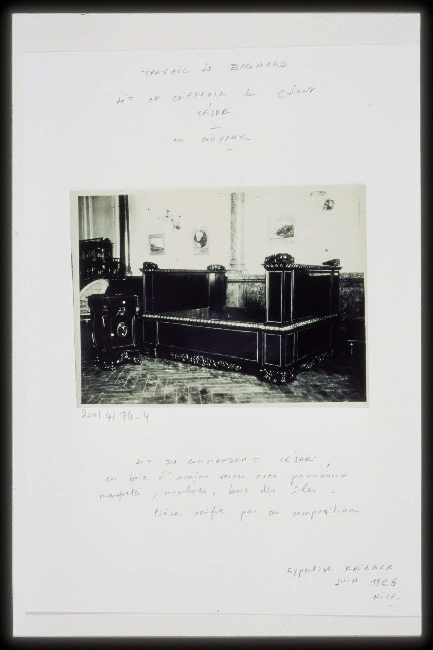 photographie Mobilier du  Commandant Cesari, commandant particulier du pénitencier des Iles du Salut, Guyane Ph.2004.1.376 Photo