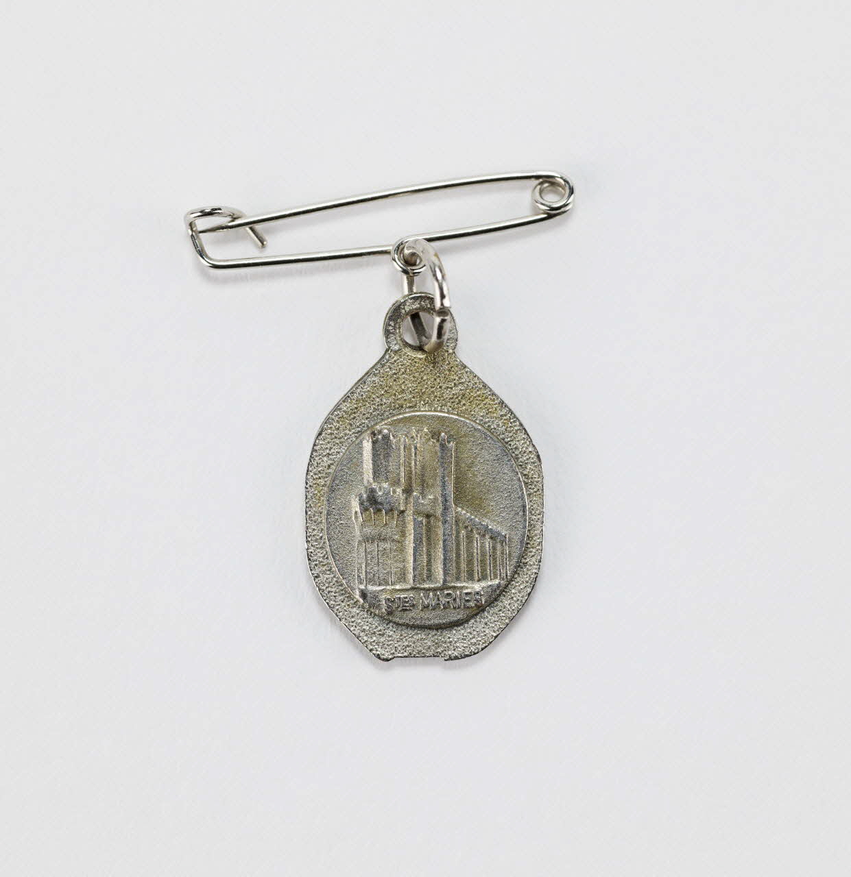 médaille de pèlerinage sainte Sara 2023.47.1 Photo Mucem / Marianne Kuhn