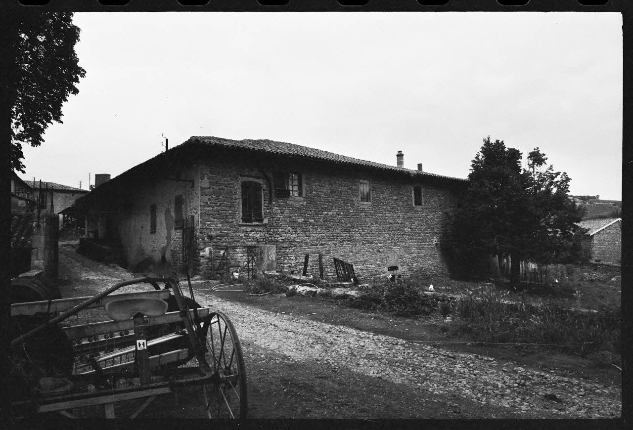Claude Royer photographie MNATP. Chantier 1425. Enquête sur l'architecture rurale de la France (seconde phase : 1973-1990) Rhône-Alpes, France 1977 Ph.1977.118.129 Photo