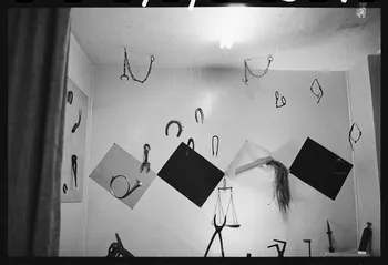 Schwartz photographie Exposition scolaire du MNATP. L'instrument à travers les âges Ile-de-France, France 1977/7/1 Ph.1977.94.15  Photo