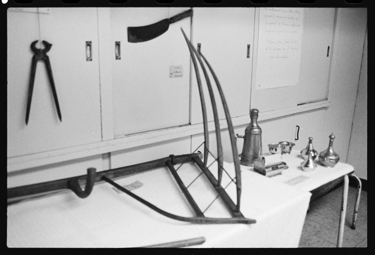 Schwartz photographie Exposition scolaire du MNATP. L'instrument à travers les âges Ile-de-France, France 1977/7/1 Ph.1977.94.28 Photo