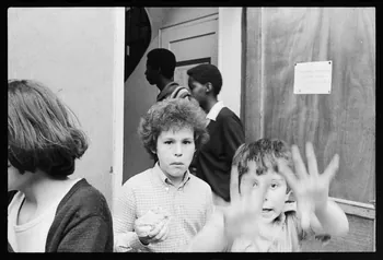 Schwartz photographie Exposition scolaire du MNATP. L'instrument à travers les âges Ile-de-France, France 1977/7/1 Ph.1977.94.33  Photo