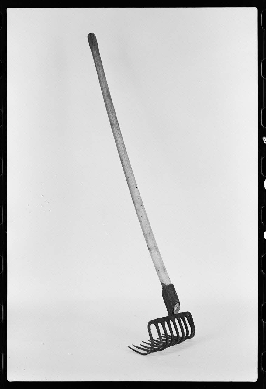 photographie Râteau-fourche Ph.1978.1.586 Photo