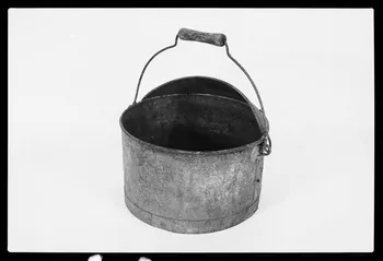 photographie Seau à lait Ph.1978.1.99 Photo