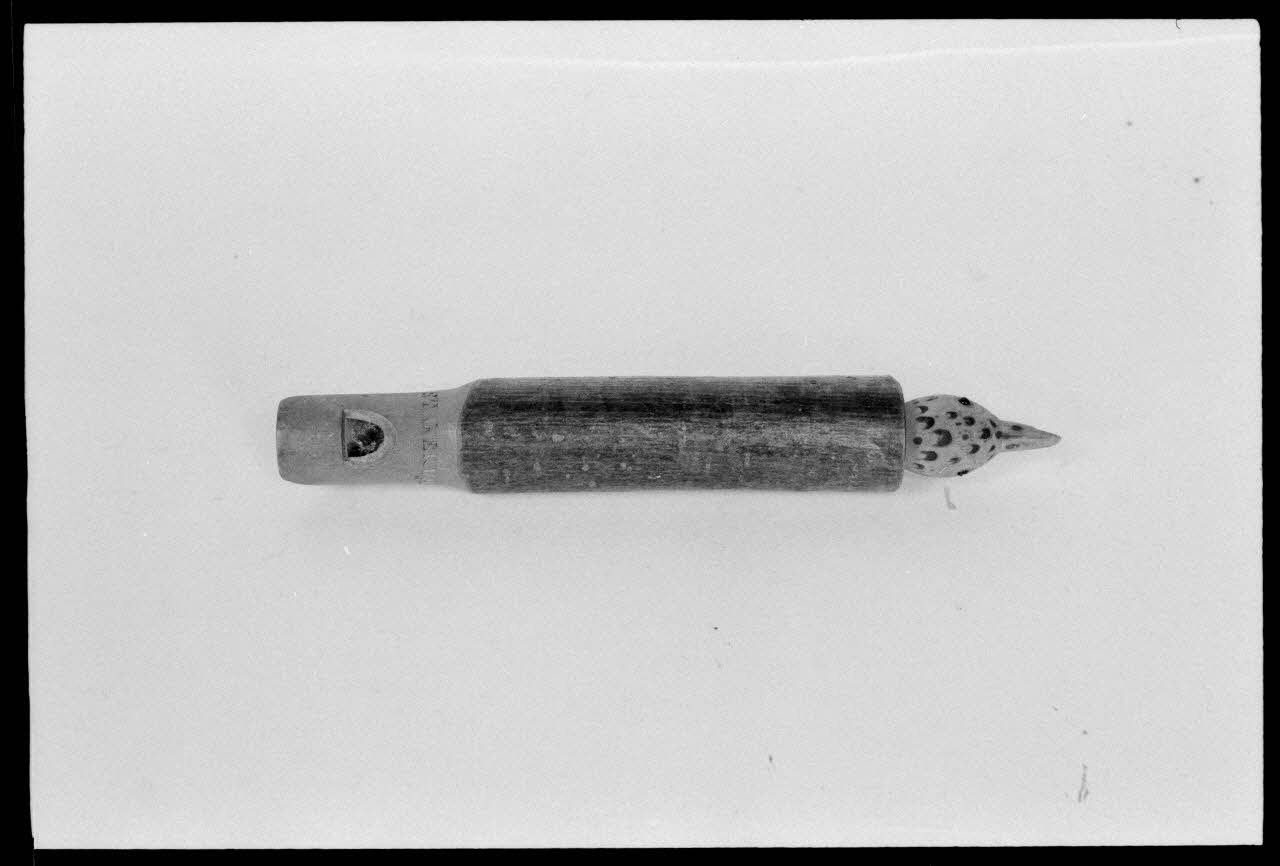 Alain Guey photographie Pot à crème Ile-de-France, France 1974 Ph.1974.63.70 Photo