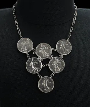 Icruș F. Florea collier Munténie, Roumanie 1964-2021 2023.19.1 Photo Mucem / Marianne Kuhn