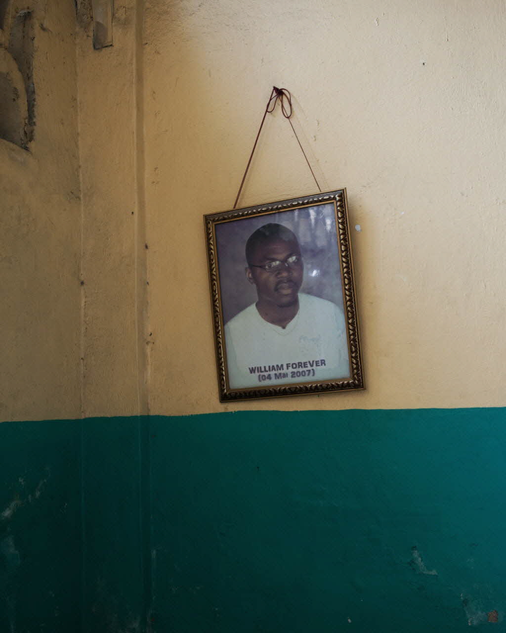 Régis Samba-Kounzi photographie Portrait du militant William Roger Nowokap Région du Littoral, Cameroun 2017 2023.16.12 Photo Régis Samba-Kounzi