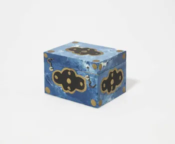 Jean-Louis Conte coffret boîte gigogne France 1955-1985 2024.3.5.1  Photo Mucem / Marianne Kuhn