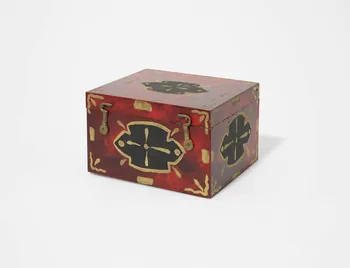 Jean-Louis Conte coffret boîte gigogne France 1955-1985 2024.3.5.3  Photo Mucem / Marianne Kuhn