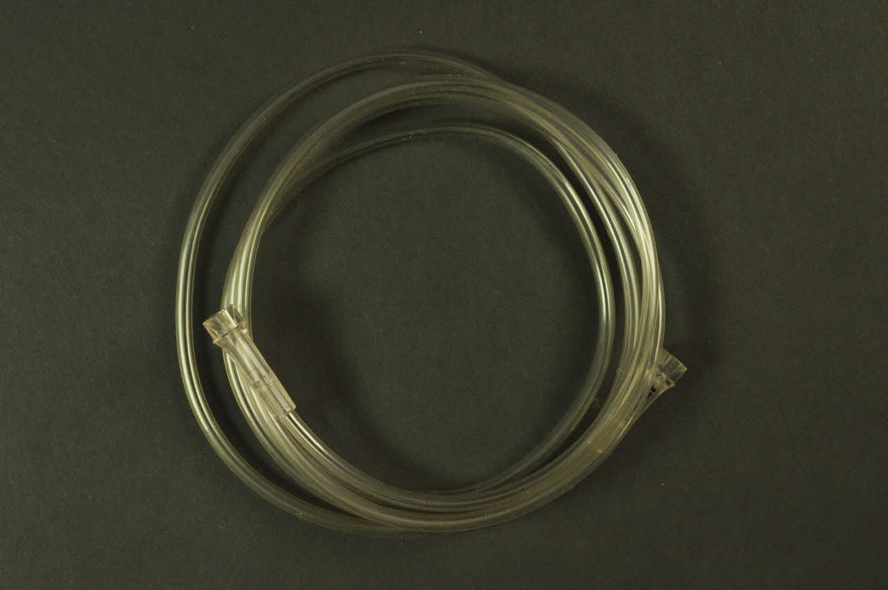 Hôpital Pasteur - Personnel et malades Système de nébulisation Île-de-France, France 1999/12 2003.100.1.7 Photo Mucem