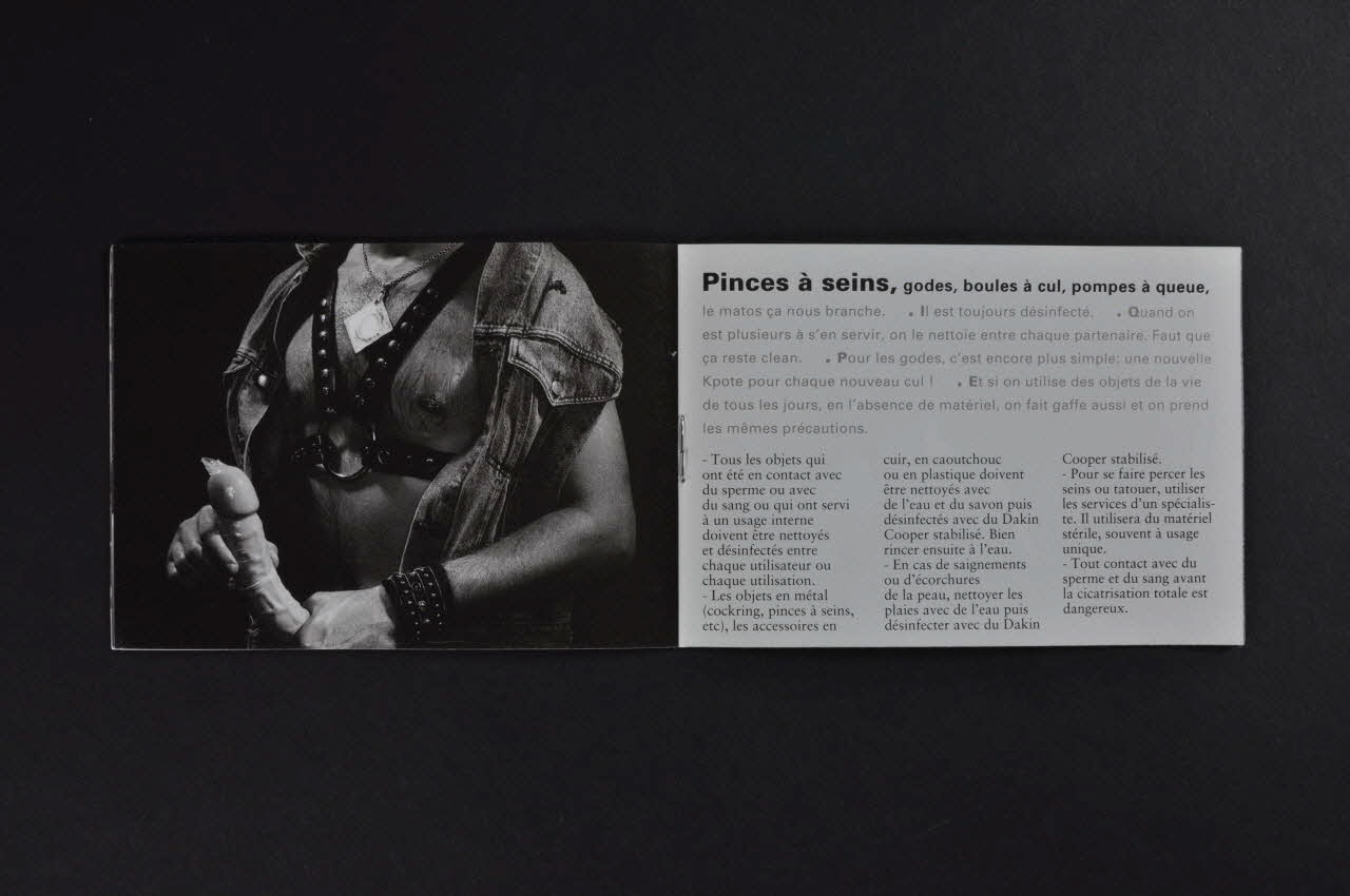 AFLS (Agence Française De Lutte Contre Le Sida) BROCHURE "Hommes entre eux. Hard OK. Safe OK" France 1994/6 2003.100.10 Photo Mucem