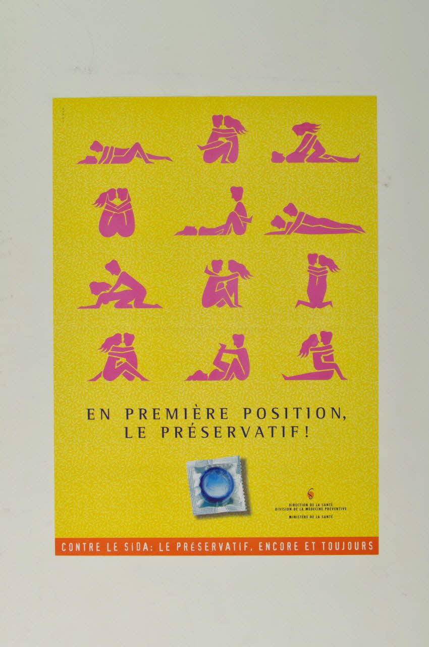 affiche "En première position, le préservatif. / Contre le sida. Le préservatif, encore et toujours" 2005.10.13 Photo Mucem