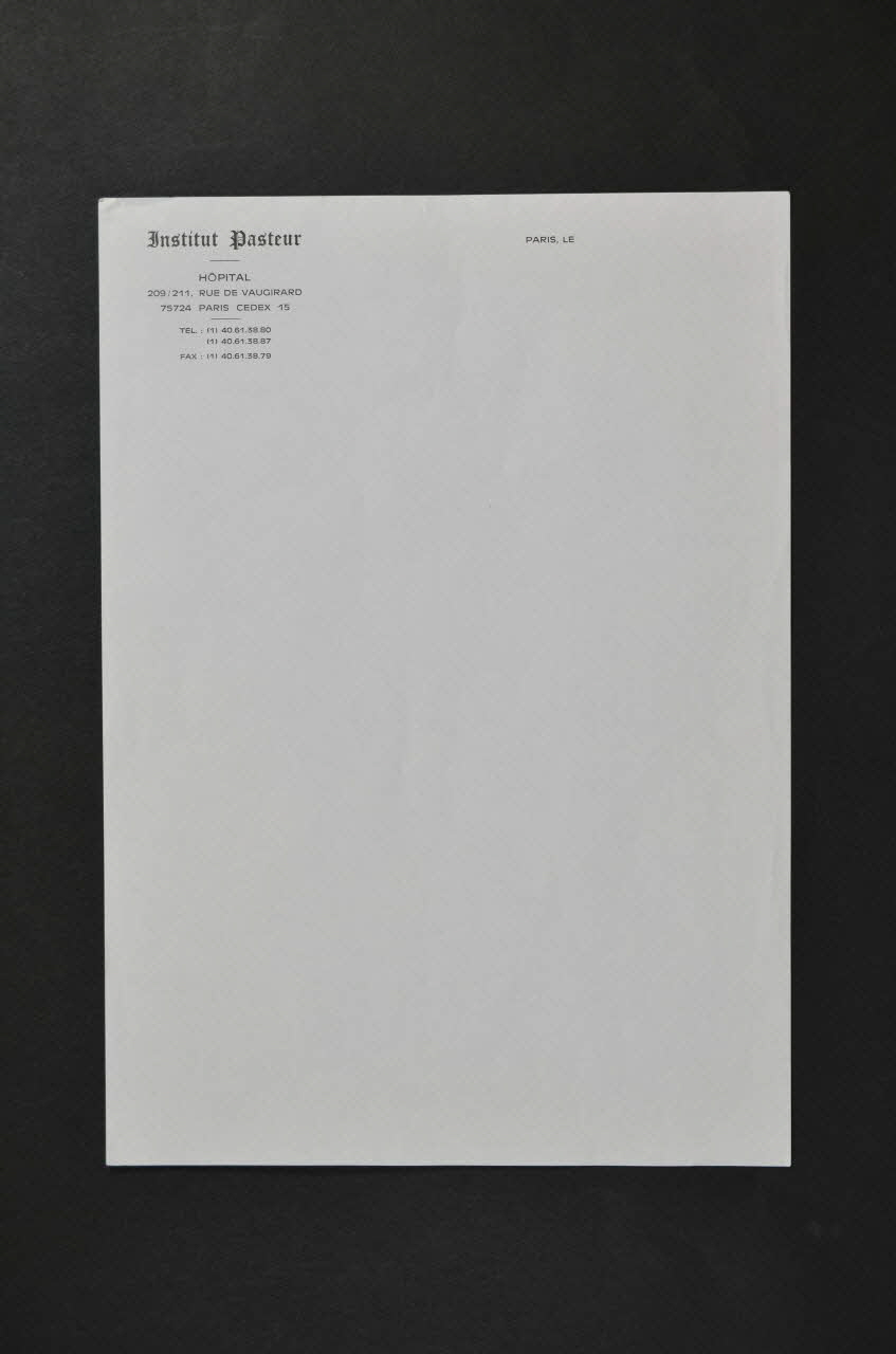Hôpital Pasteur - Personnel et malades Papier à en tête Île-de-France, France 1999/12 2003.100.3 Photo Mucem