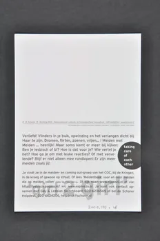 SAD Schorer Stichting carte postale "Taking care of each other / Girl 2 girl" Pays-Bas 2004 2005.100.16  Photo Mucem