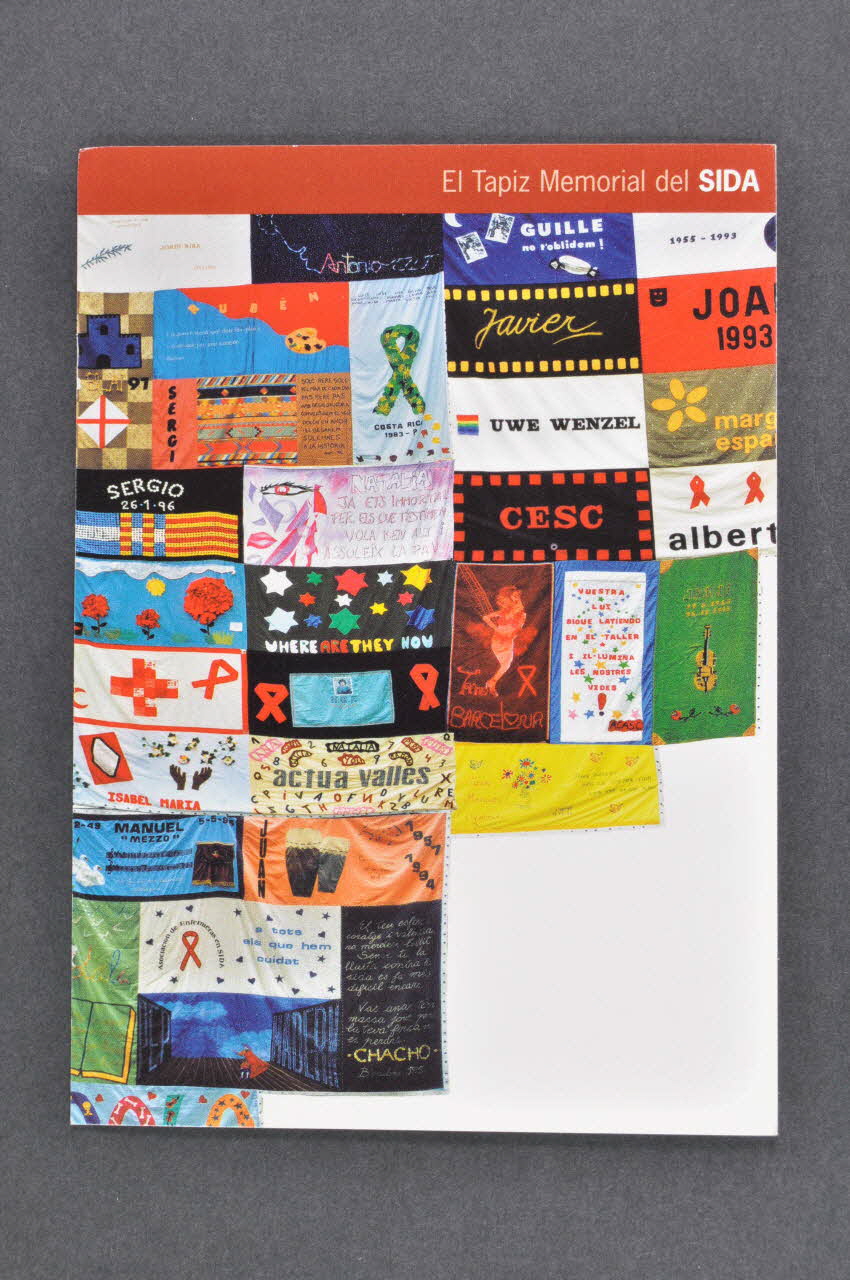 carte postale "El tapiz memorial internacional del Sida. " (Le patchwork international du sida) 2003.101.35 Photo Mucem
