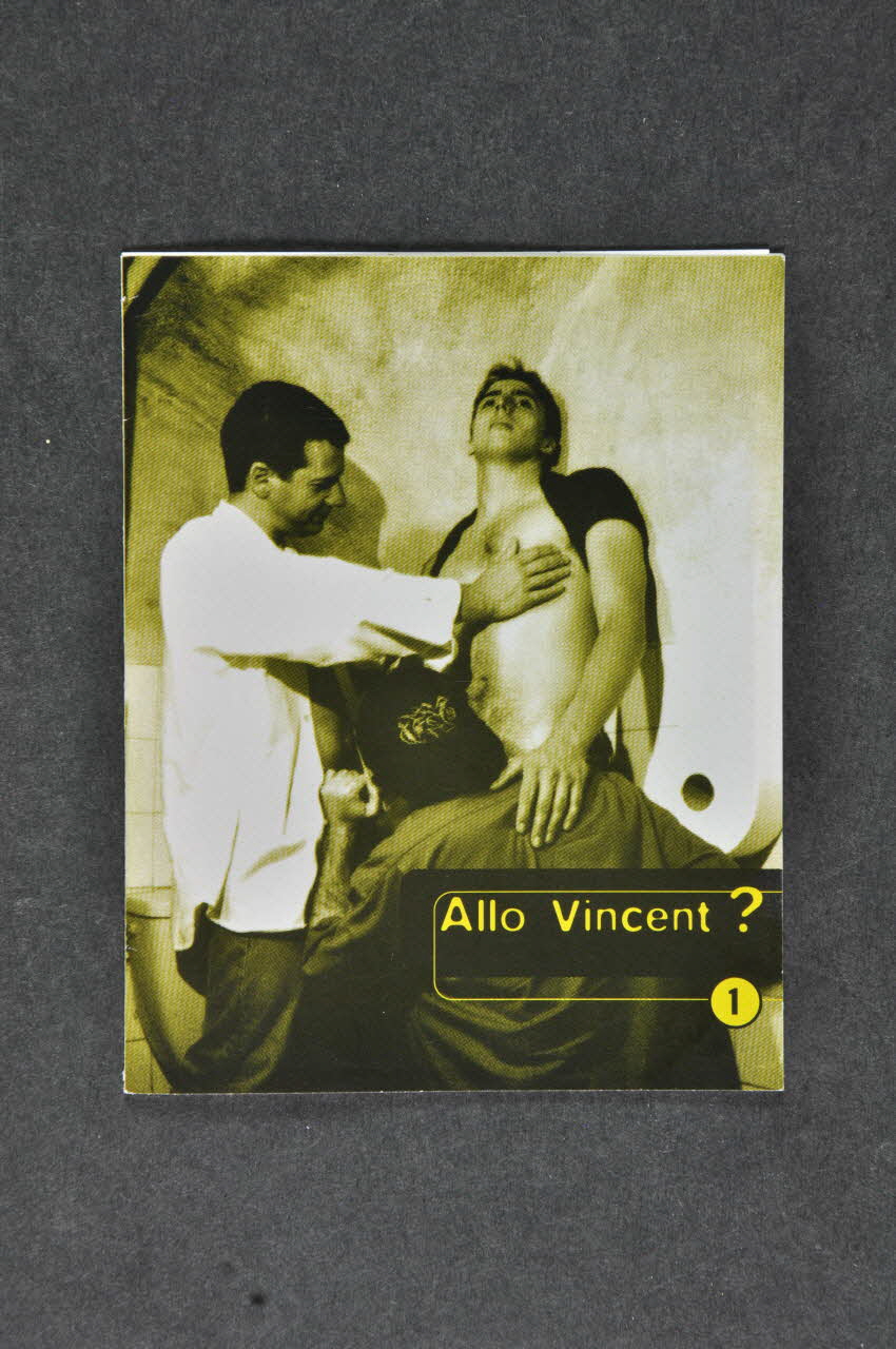 Aides Provence Dépliant "Allo Vincent ?" France 1998/10 2005.101.100 Photo Mucem