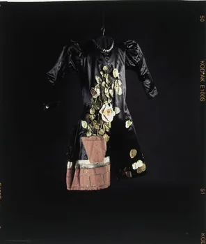 photographie Costume de clown blanc de F. Fratellini Ph.2003.1.399  Photo