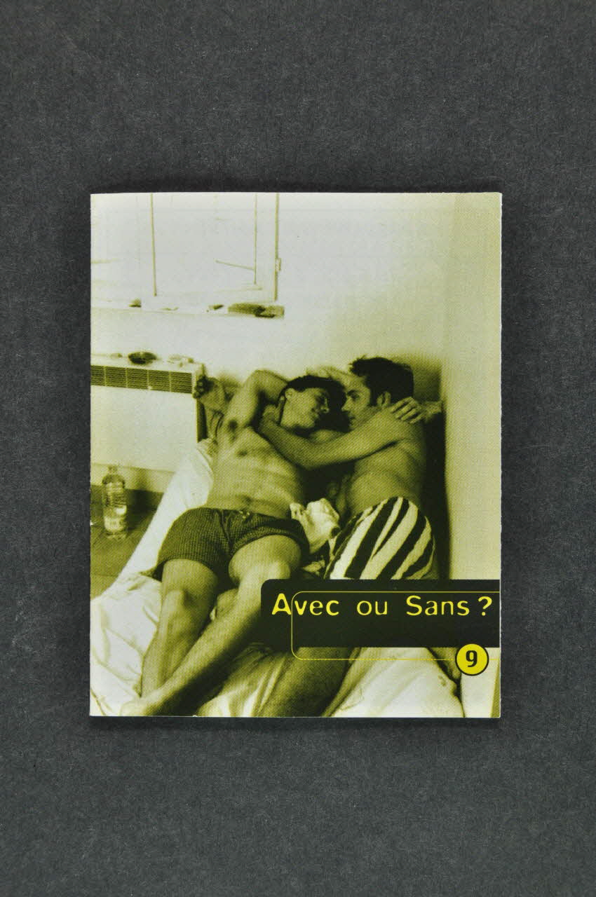 Aides Provence Dépliant France 1998/10 2005.101.108 Photo Mucem