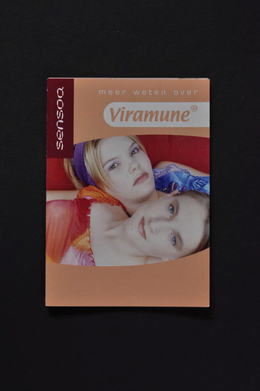 Sensoa Dépliant "Meer weten over Viramune"  (En savoir plus sur Viramune) Belgique 2004 2004.118.34 Photo Mucem