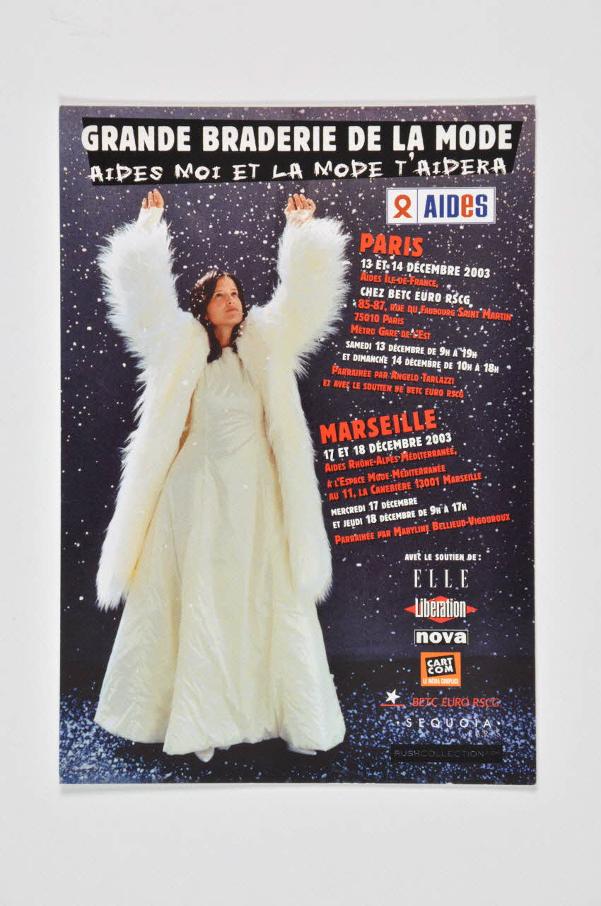 Aides Ile De France, Aides Rhône Alpes carte postale "Grande braderie de la mode / Aides moi et la mode t'aidera" Île-de-France, France 2003 2005.101.113 Photo Mucem