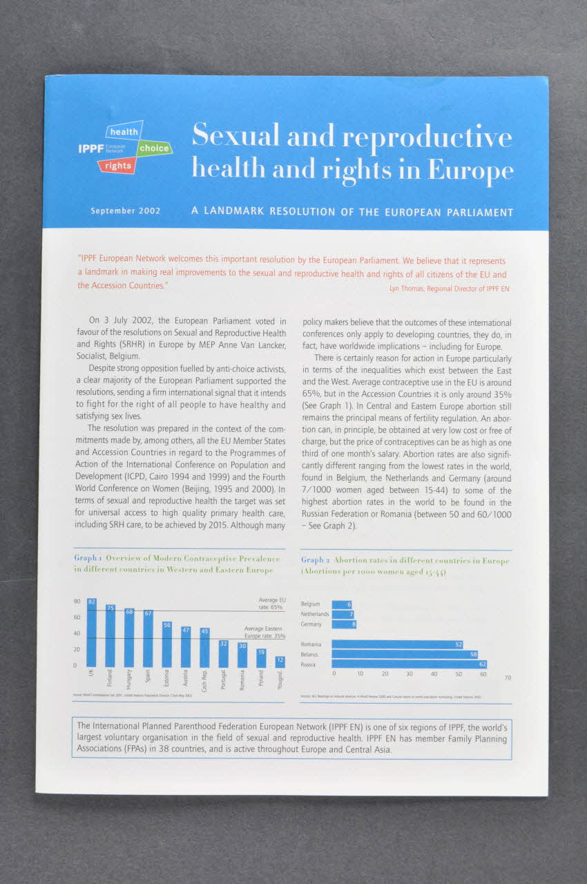 International Planned Parenthood Federation (IPPF) Dépliant "Sexual and reproductive health and rights in Europe" (Santé sexuelle et reproductive et droits en Europe) Belgique 2002/9 2004.118.47 Photo Mucem