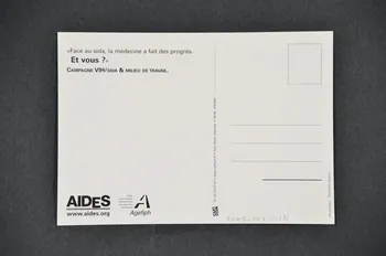 carte postale "Le virus du sida se transmettant uniquement par le sang, le lait maternel et les sécrétions sexuelles, il n'y a aucun risque à boire dans la tasse d'un collègue ?" / "Campagne VIH/Sida et milieu de travail" 2005.101.131 Photo Mucem