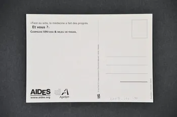 carte postale "La salive n'a jamais transmis le virus du sida !." / "Campagne VIH/Sida et milieu de travail" 2005.101.140 Photo Mucem
