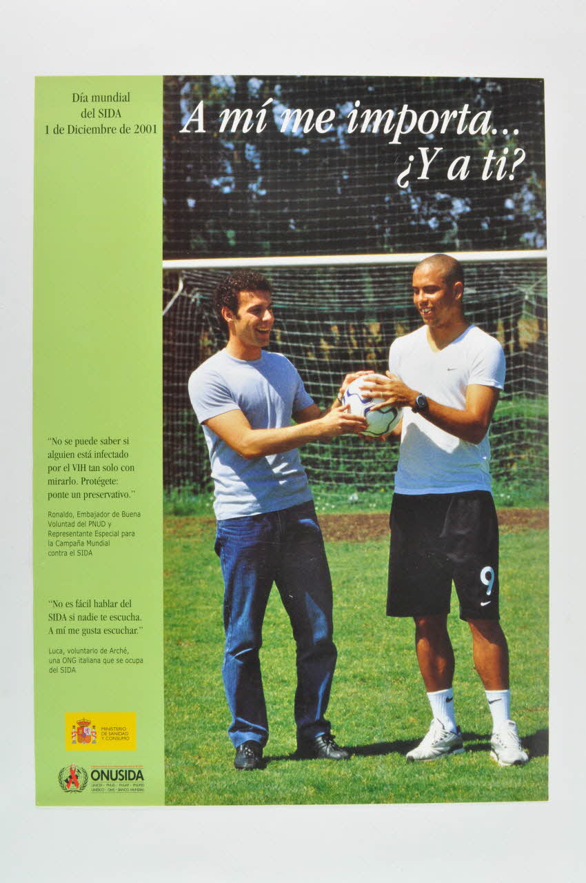Ministerio De Sanidad Y Consuma, Onusida affiche "A mi me importa... Y a ti?" (Ronaldo y Luca) (Cela me concerne.. Et toi?) Espagne 2001 2003.101.79 Photo Mucem