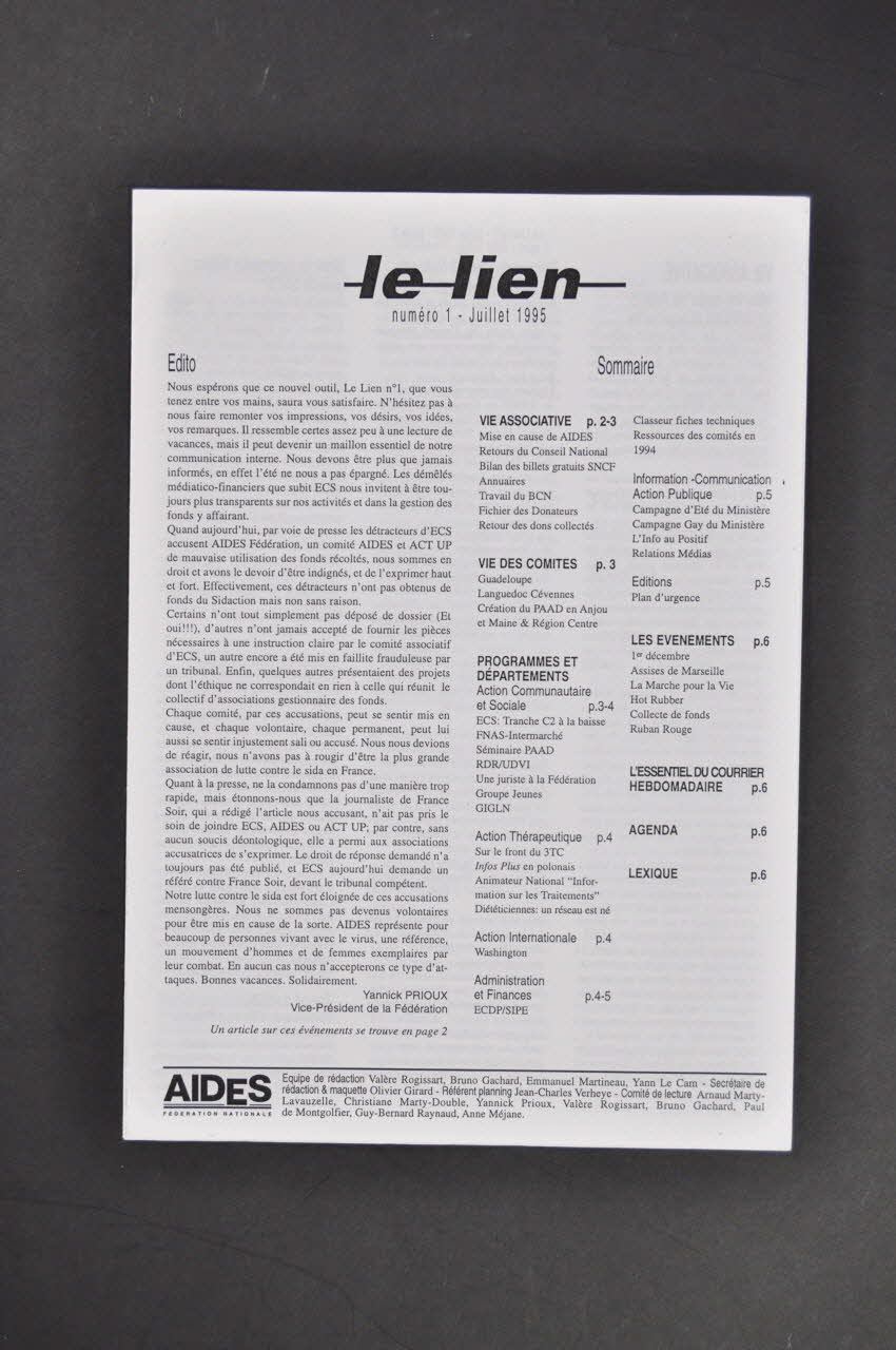 Aides Fédération Nationale Bulletin "Le lien", juillet 1995, n° 1 France 1995/7 2005.101.33.1-2 Photo Mucem