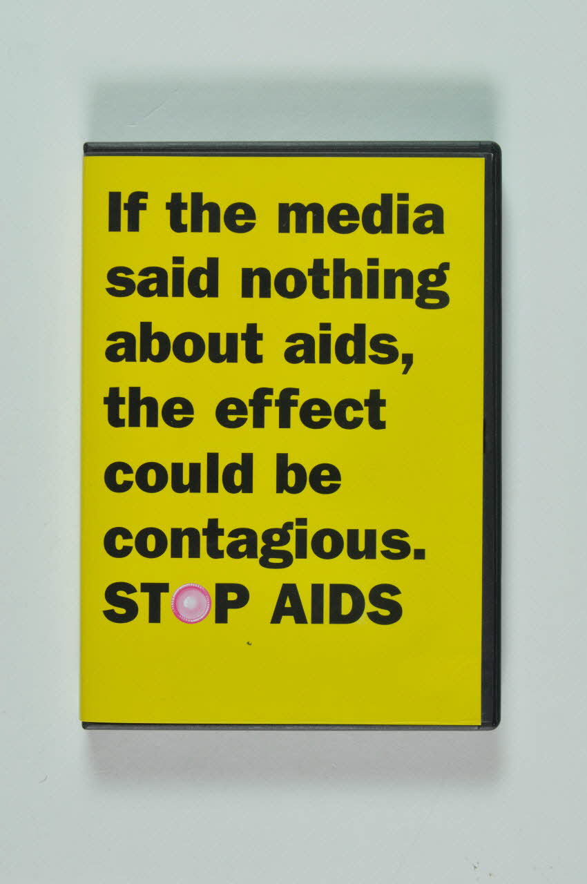 Office Fédéral De La Santé Publique CD (compact disque) "If the media said nothing about aids, the effect could be contagious. Stop AIDS" (anglais) (Quand les médias ne parlent plus du sida, l'épidémie repart en flèche.) Lorraine, France 2003 2004.119.102.1-3 Photo Mucem