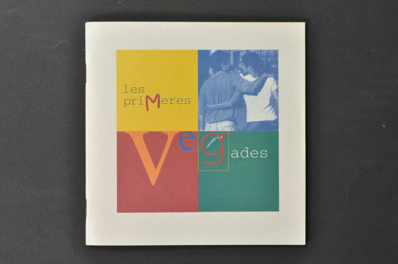 Generalitat De Catalunya, Departament de Sanitat i Assistència Social BROCHURE "Les Primeres Vegades" (Les premières fois) Espagne 2000/7 2003.102.21 Photo Mucem