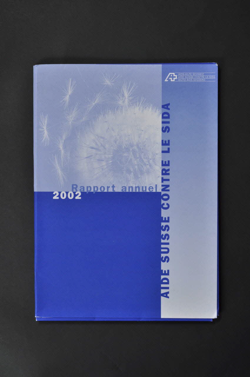 Aide Suisse Contre Le Sida (Ass) Dossier AIDS-HILFE SCHWEIZ Jahresbericht 2002 (Aide Suisse contre le sida. Rapport annuel 2002) Lorraine, France 2002 2004.119.104.1.1-8 Photo Mucem