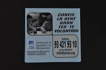 Dépliant "Coneix la gent gran. Fes-te voluntari" (Rencontre les personnes âgées. Fais-toi volontaire) 2003.102.28 Photo Mucem