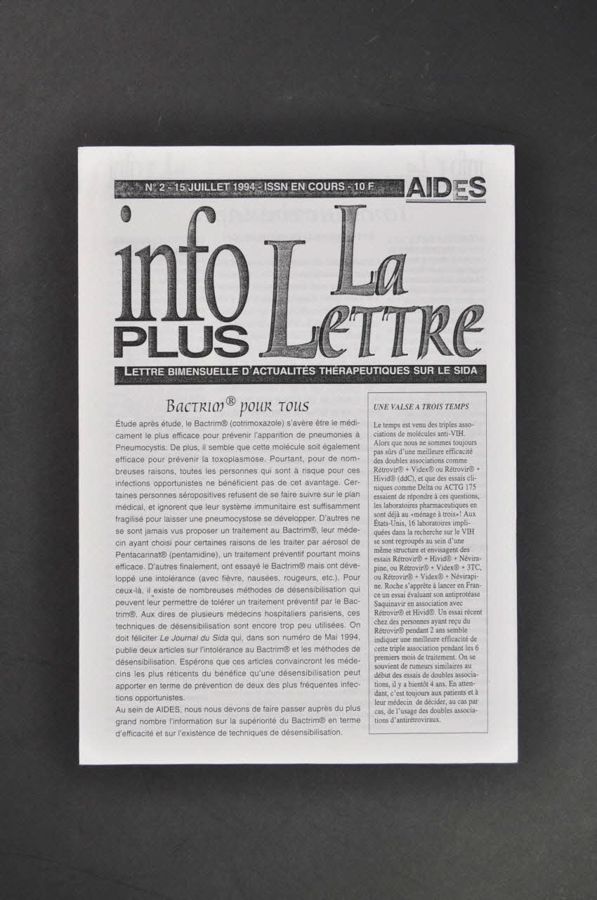Aides Fédération Nationale Bulletin " Info Plus. La Lettre. Lettre bimensuelle d'actualités thérapeutiques sur le sida", n°2, 15 juillet 1994 / "Bactrim pour tous" France 1994/7 2005.101.53 Photo Mucem